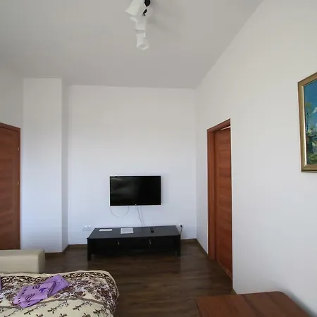 Apartament Nr 2 *